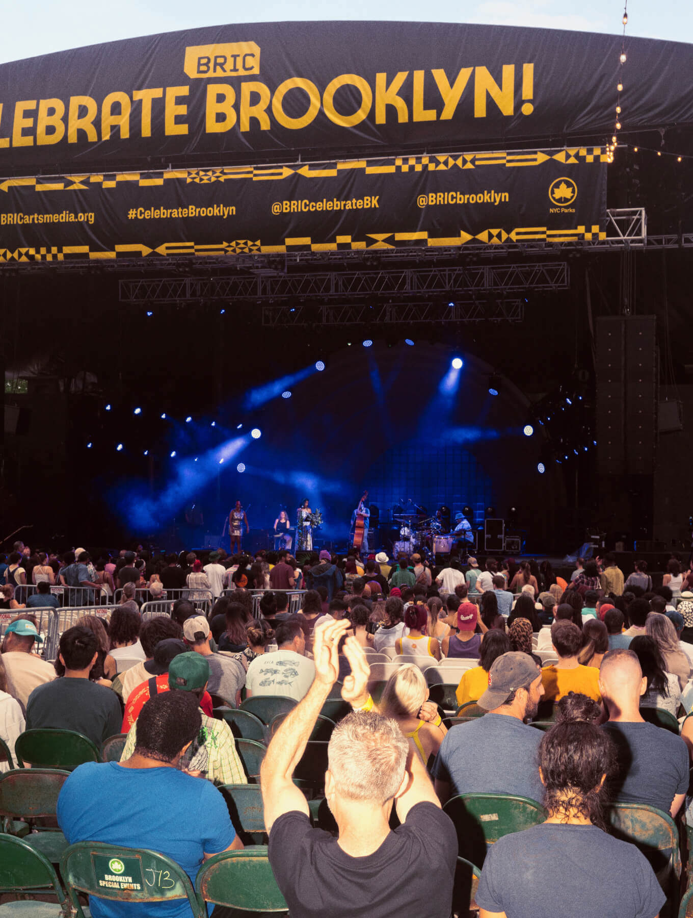 gander-celebrate-brooklyn-crowd-stage